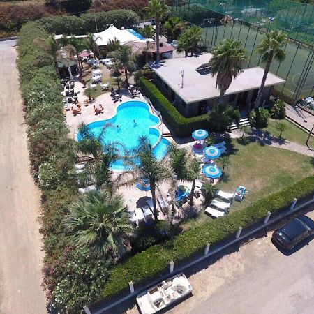 Il Geranio - Resort & Suites Acquedolci Exteriér fotografie