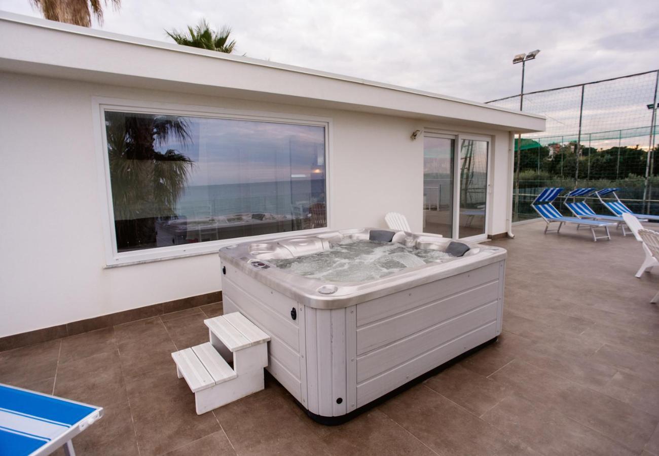 Il Geranio - Resort & Suites Acquedolci Exteriér fotografie